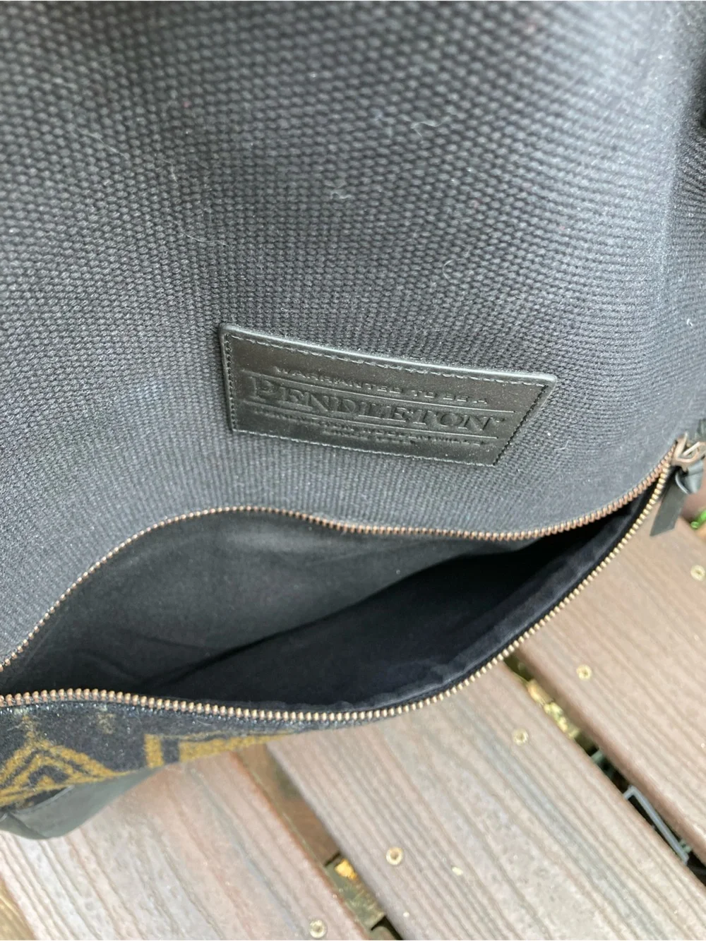 NWOT Pendleton Rock Point Backpack Black and Brown/Tan Southwestern Pattern
